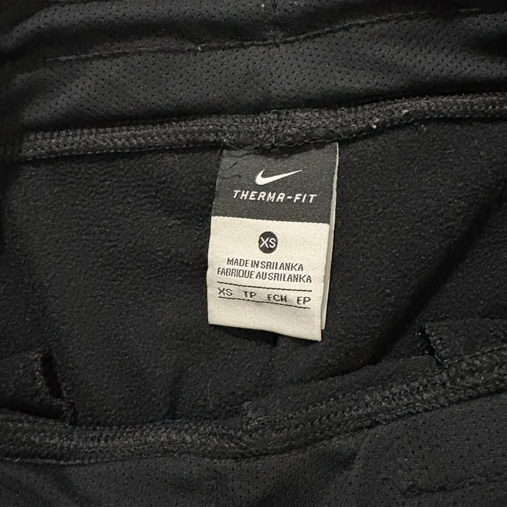 Nike Therma-FIT Flared Bootcut Pants Black Gold Swoosh XS Athletic Warm Up